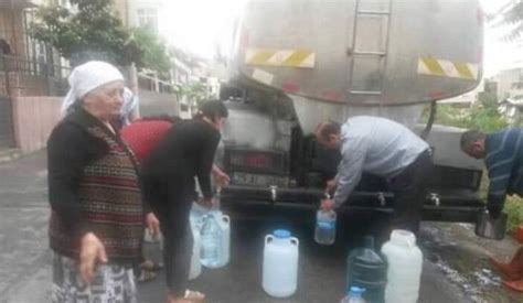 İ­z­m­i­r­­d­e­ ­s­u­ ­k­e­s­i­n­t­i­s­i­ ­v­a­t­a­n­d­a­ş­l­a­r­ı­ ­i­s­y­a­n­ ­e­t­t­i­r­d­i­